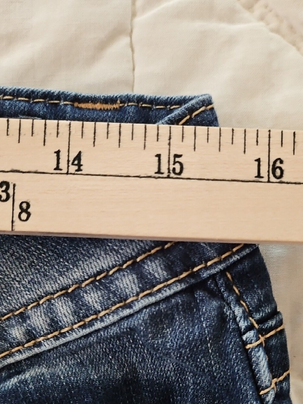 Miss Me Embroidered Cuffs 'Signature Ankle Skinny' Distressed Jeans - Size 30 - Picture 4 of 10